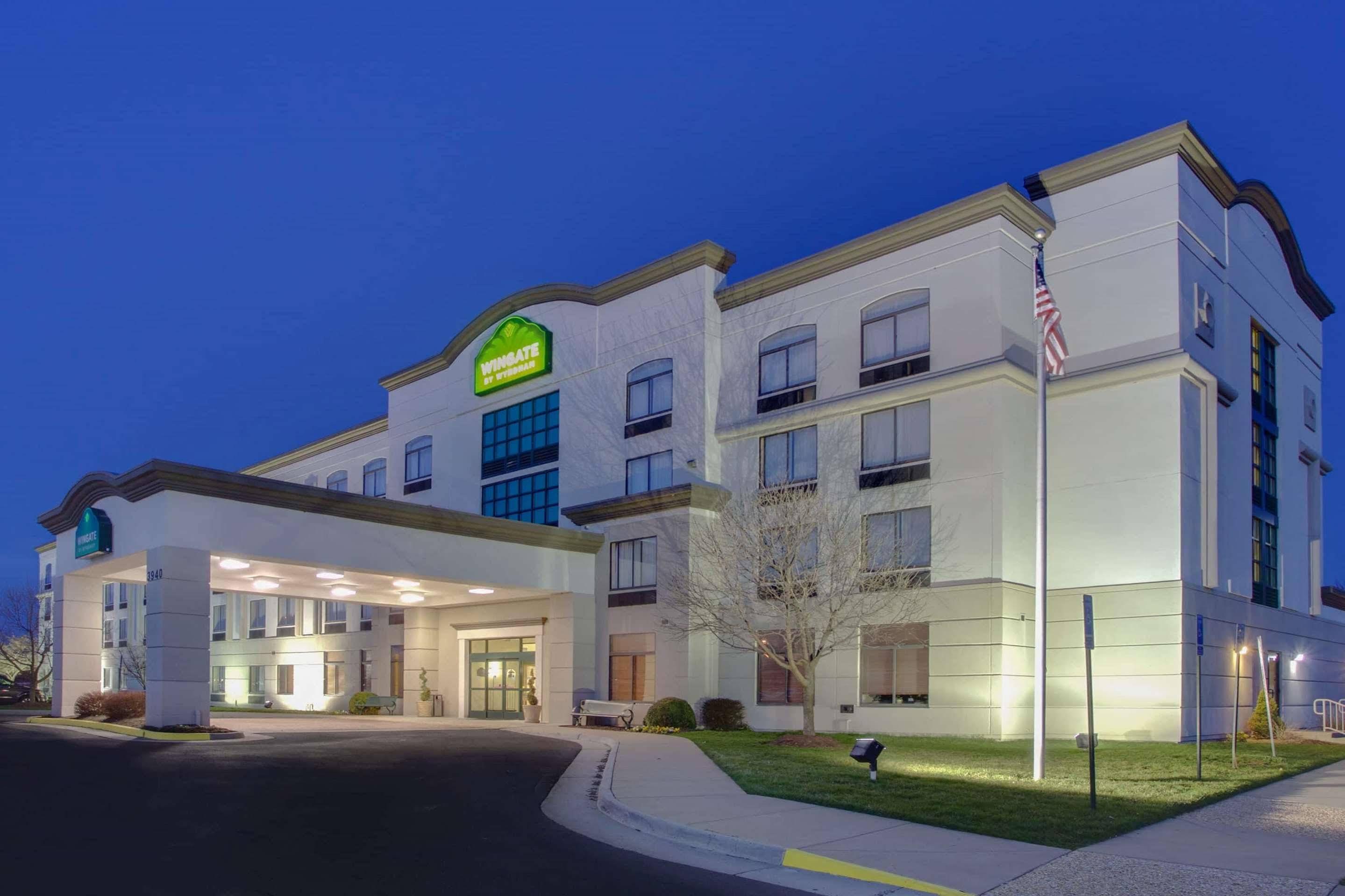 Hotel Wingate By Wyndham - Dulles International Chantilly Exterior foto